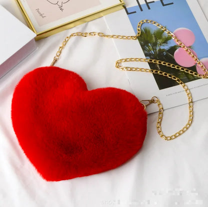 PlushHeart®: Bolso corazón de felpa